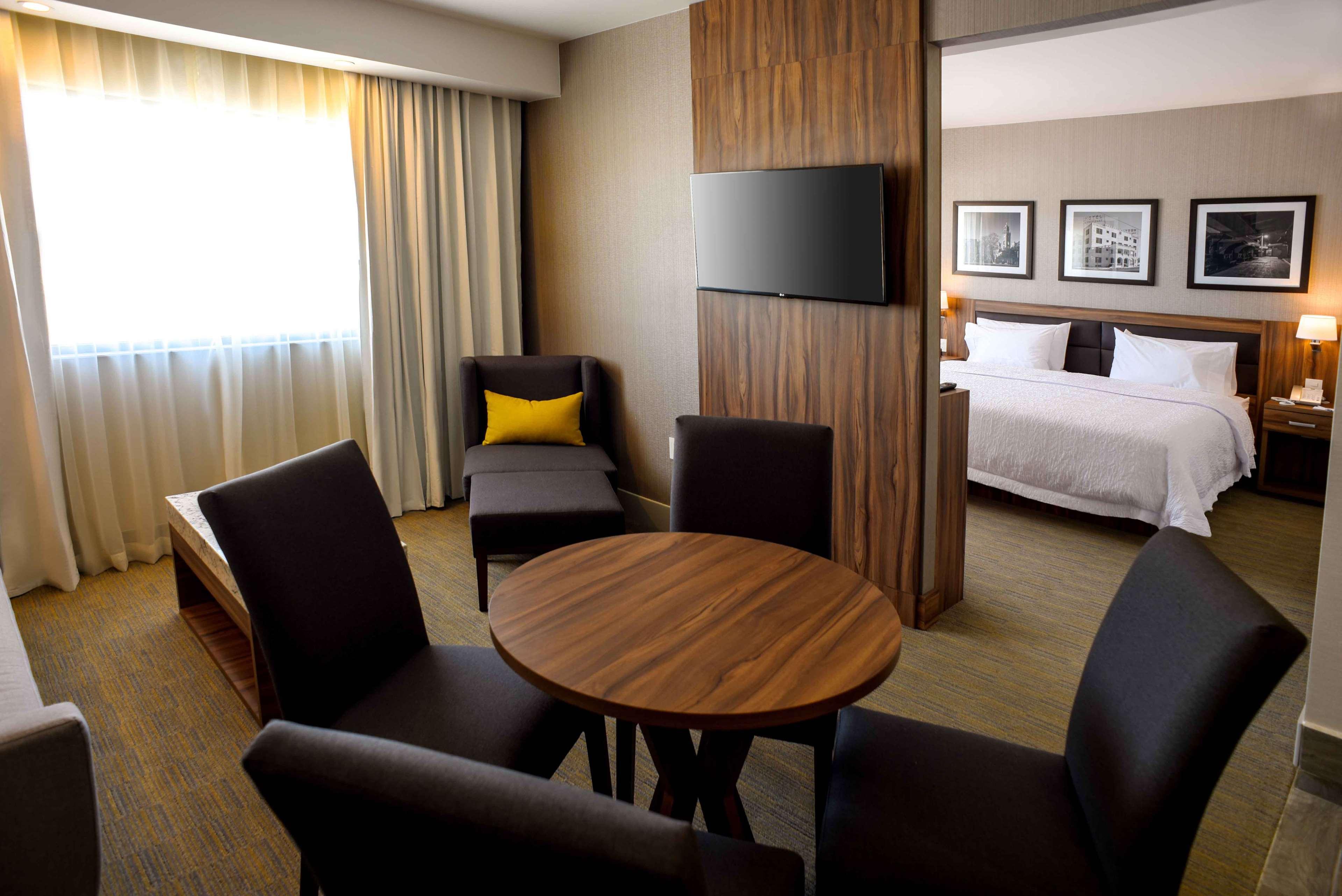 Hampton Inn Piedras Negras Exterior foto