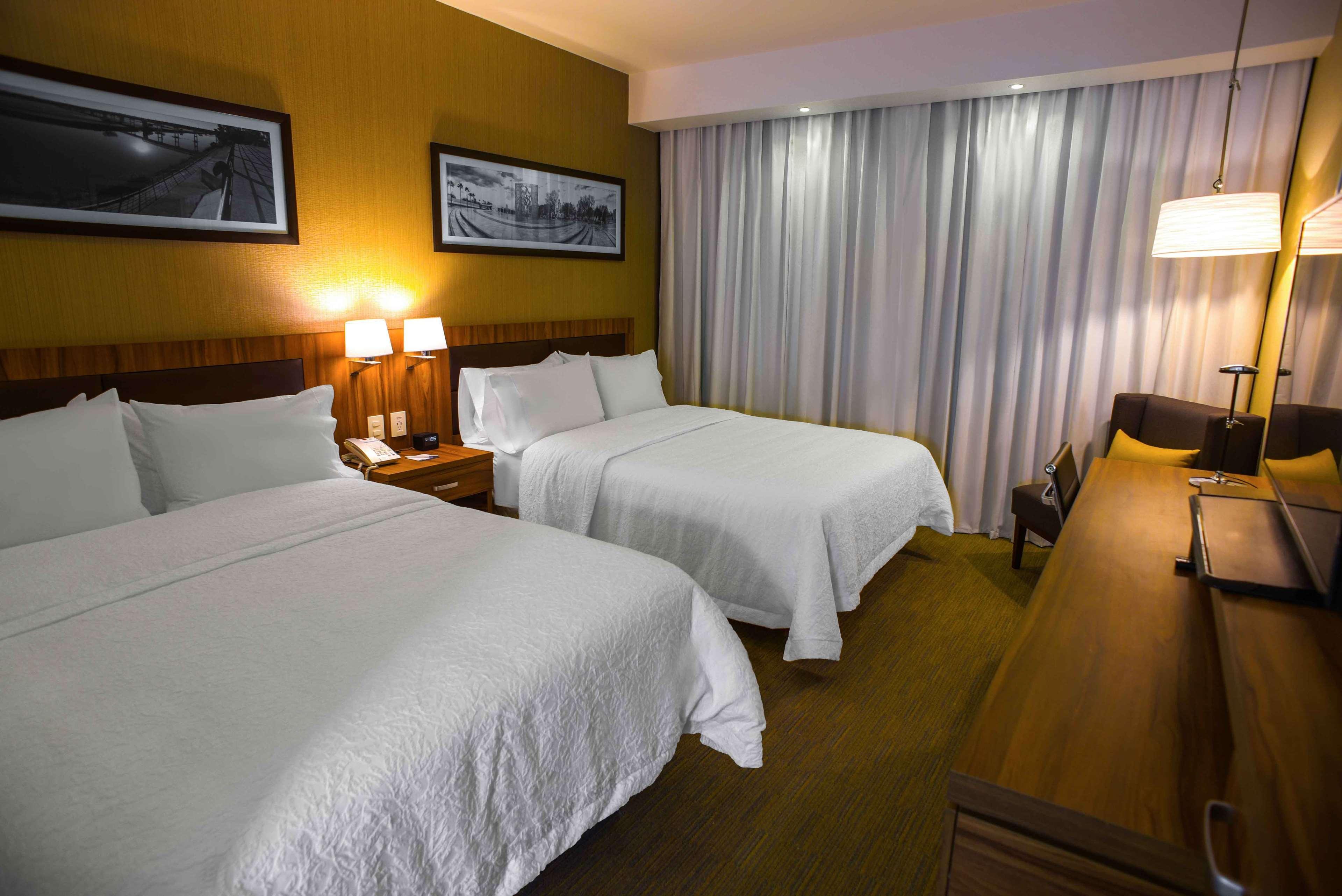 Hampton Inn Piedras Negras Exterior foto